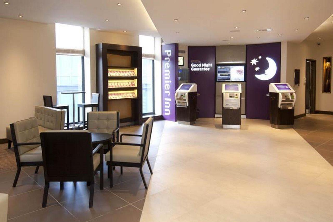 Premier Inn Liverpool City Buitenkant foto